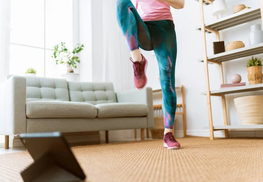 Czy bieganie w miejscu coś daje? Odkryj jego niespodziewane korzyści