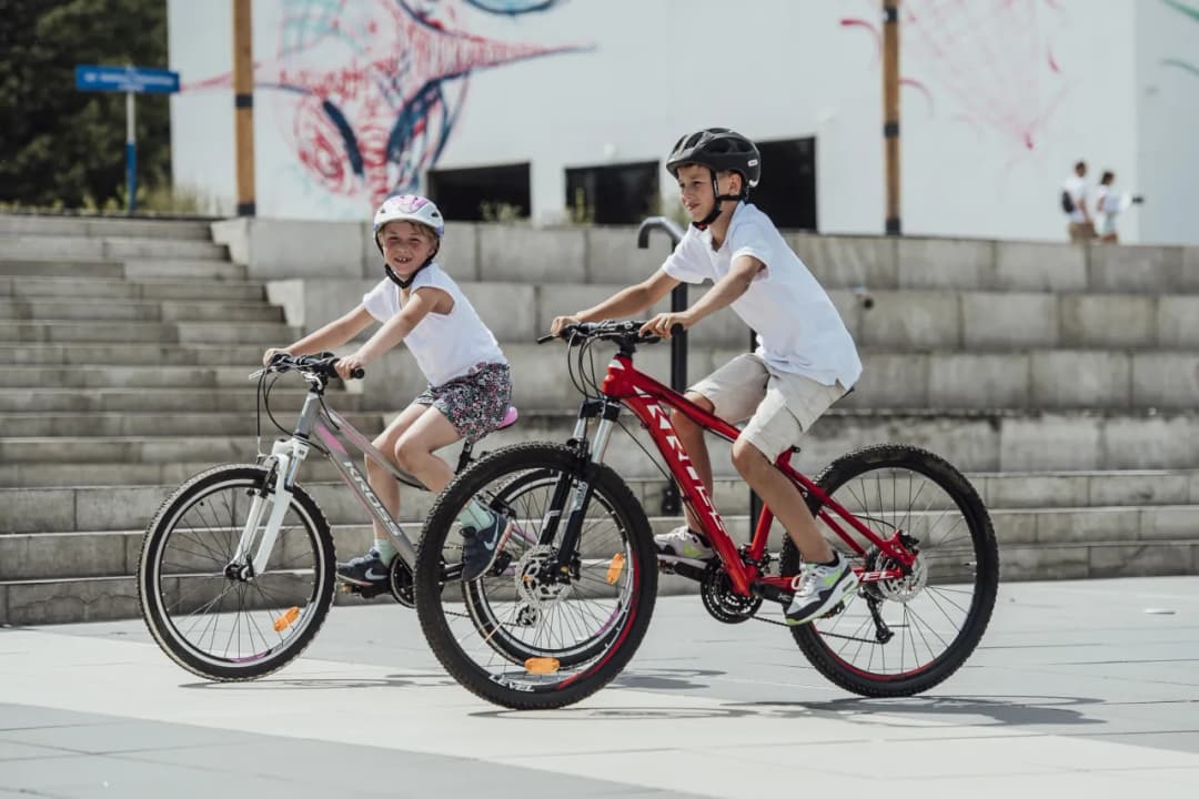 Jaki rower na komunię? Wybierz idealny prezent dla chłopca