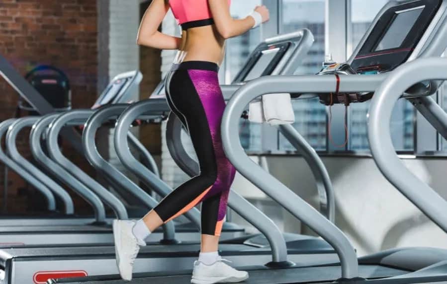 Bieżnia magnetyczna czy elektryczna – która lepiej spełni Twoje oczekiwania?